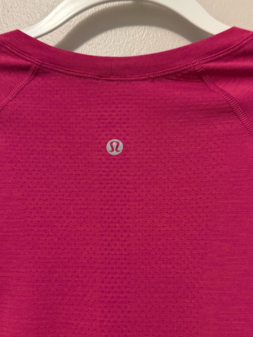 Lululemon Swiftly Tech Long-Sleeve Shirt 2.0 Waist Length | Ripened Raspberry - Picture 5 of 7